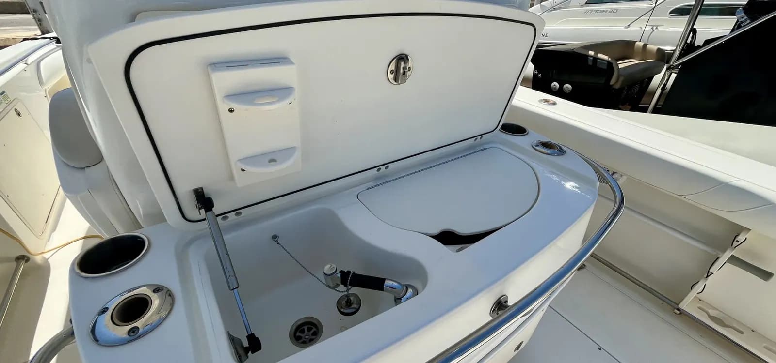 Boston Whaler 320 Outrage zum Verkauf auf Mallorca – Bild 19 (19 of 49)