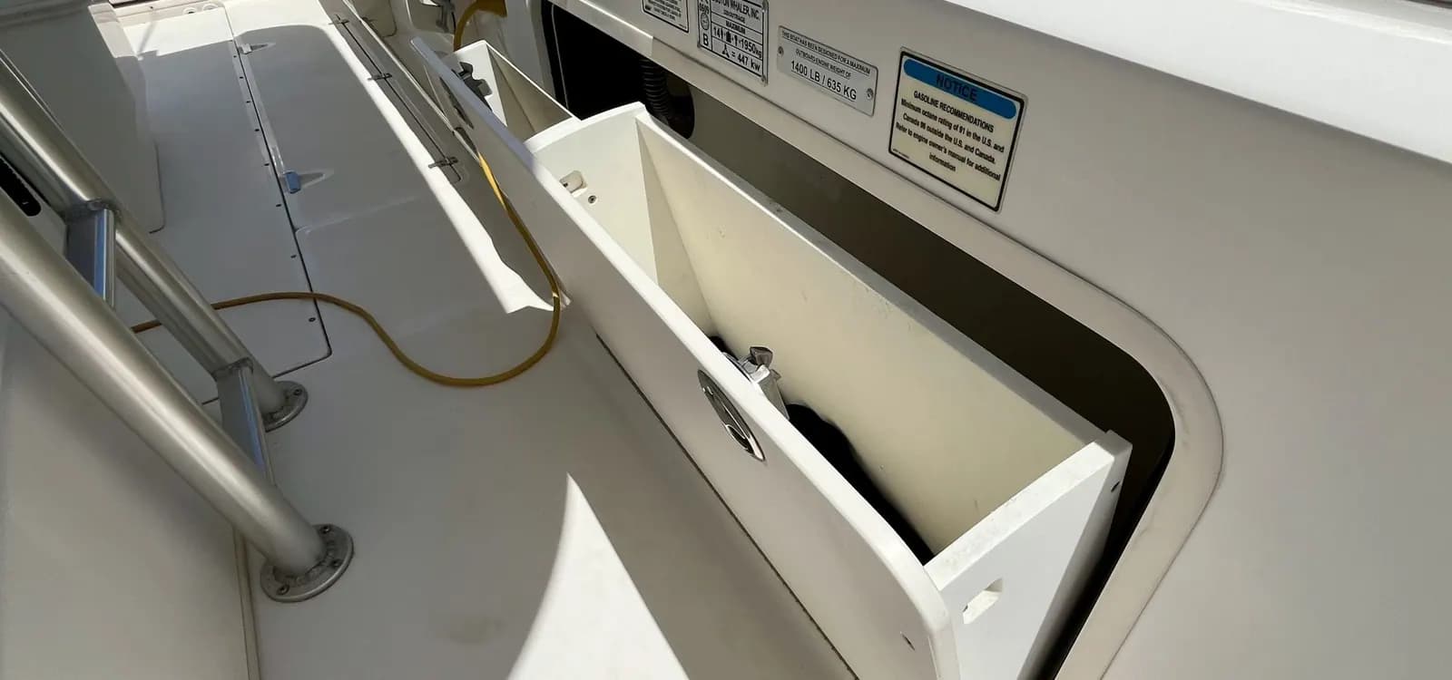 Boston Whaler 320 Outrage zum Verkauf auf Mallorca – Bild 28 (28 of 49)