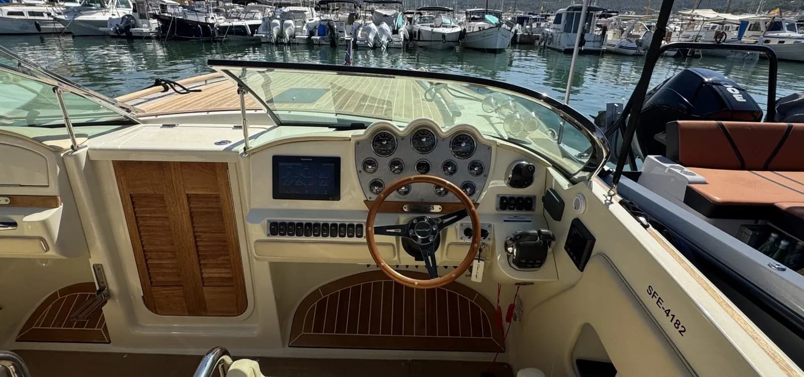 Chris Craft Corsair 28 for sale in Mallorca – image 12 (12 of 30)
