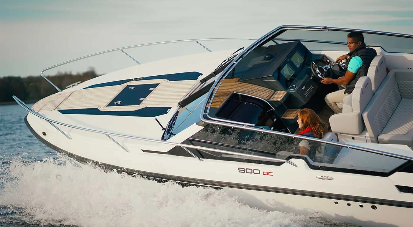 Helm view of Flipper 900 DC- SPECIAL OFFER!