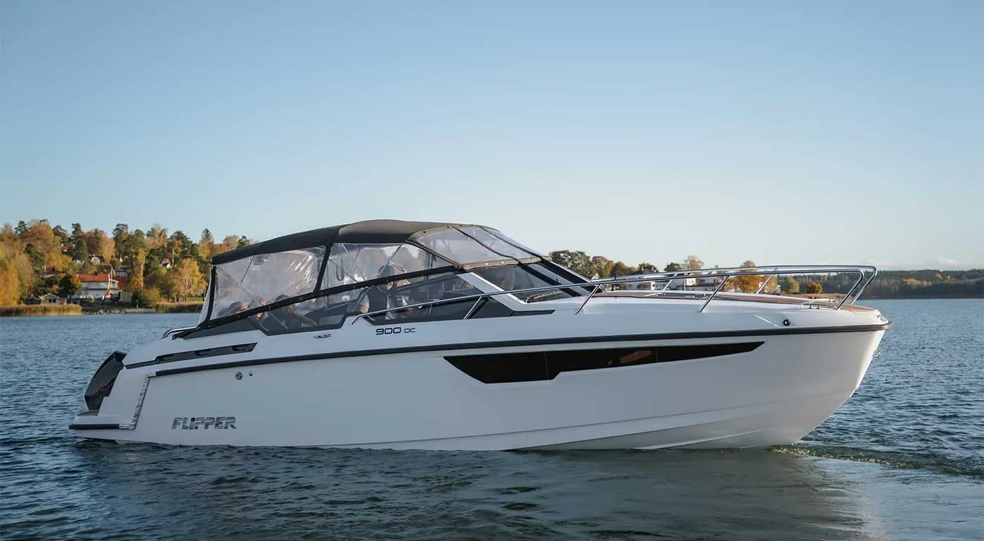 Interior view of Flipper 900 DC- SPECIAL OFFER!