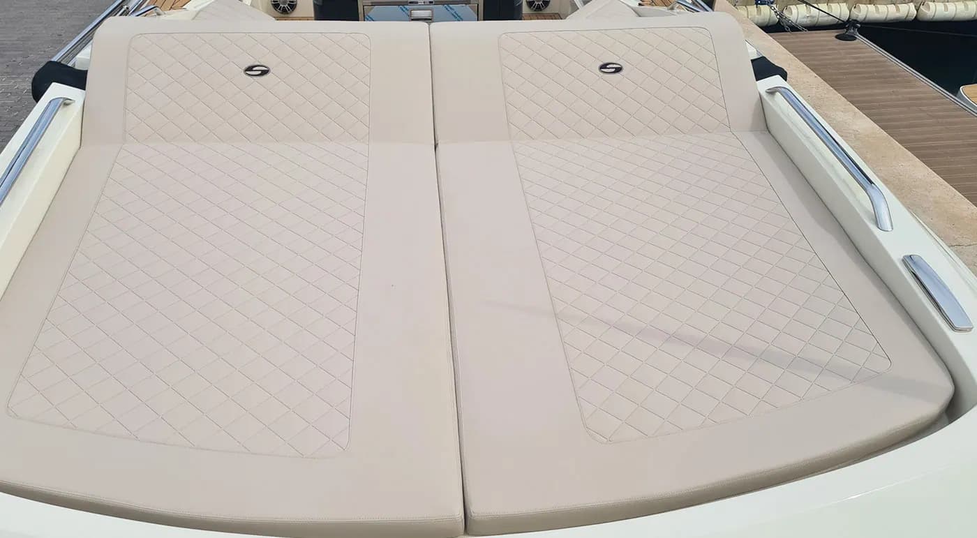 Exterior view of SCANNER ENVY 1100 INBOARDS