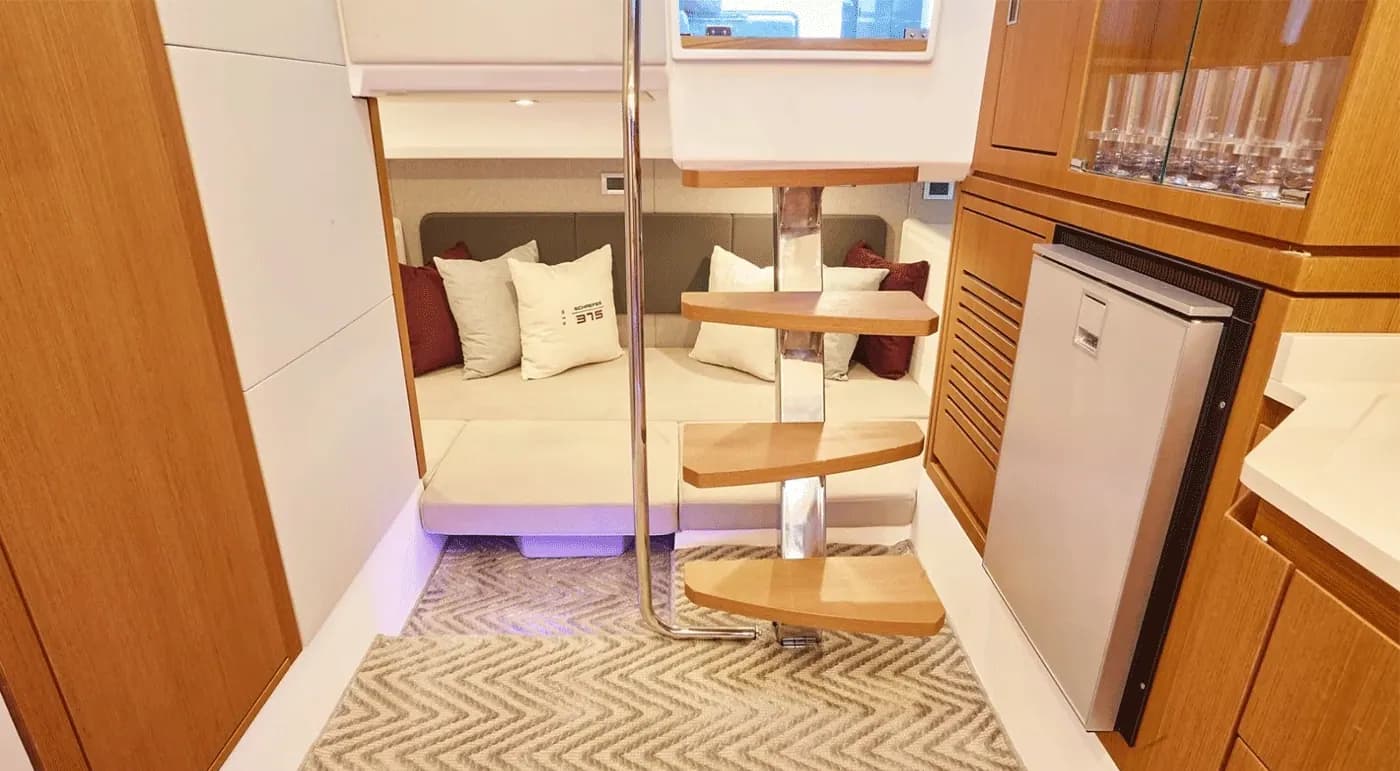 Interior view of SCHAEFER 380