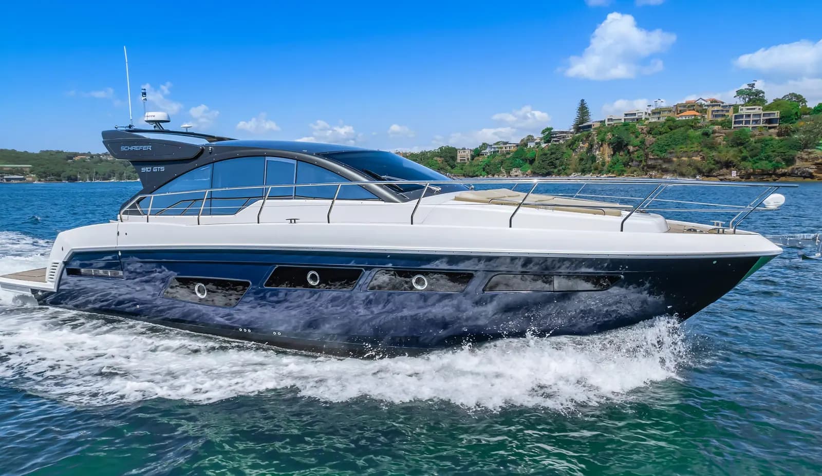 Exterior view of Schaefer 510 GTS