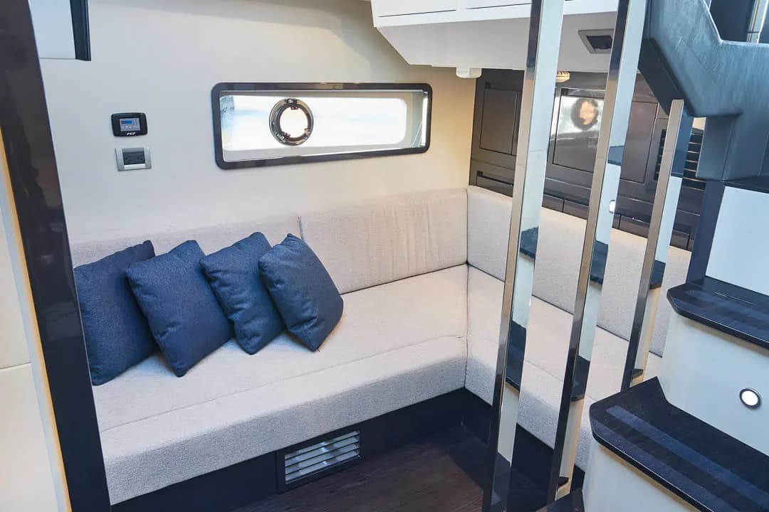 Interior view of Schaefer 510 GT Flybridge