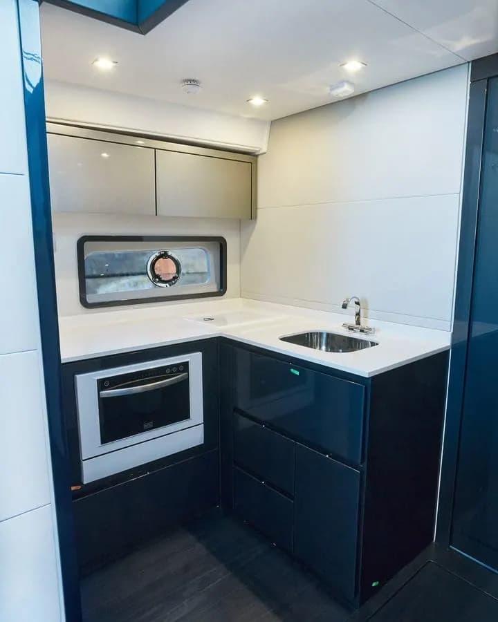 Interior view of Schaefer 510 GT Flybridge