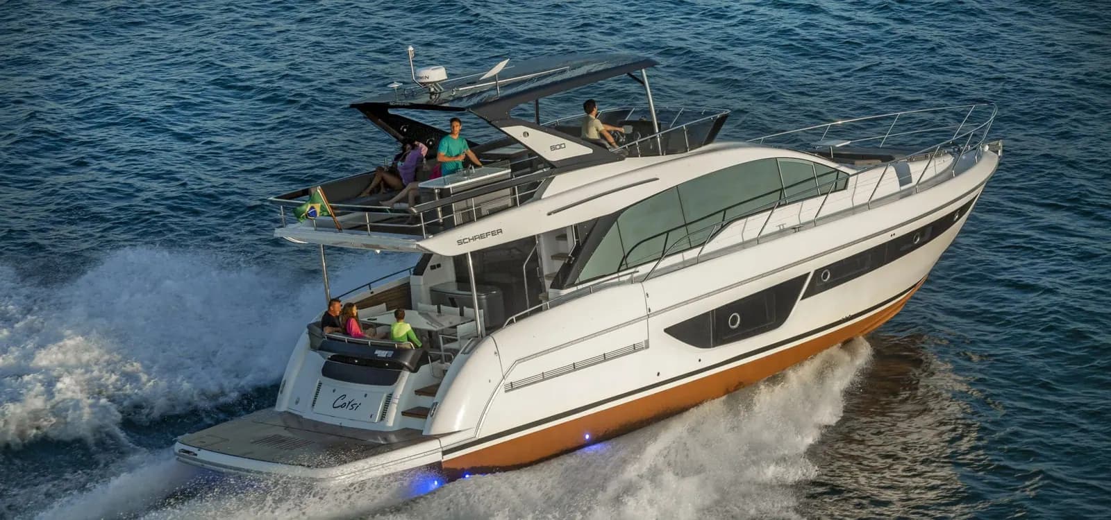 Deck view of Schaefer Yachts 600