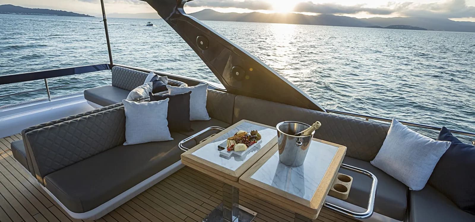 Interior view of Schaefer Yachts 600