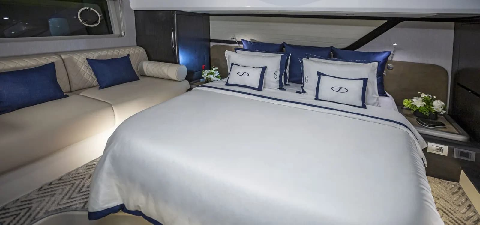 Interior view of Schaefer Yachts 600