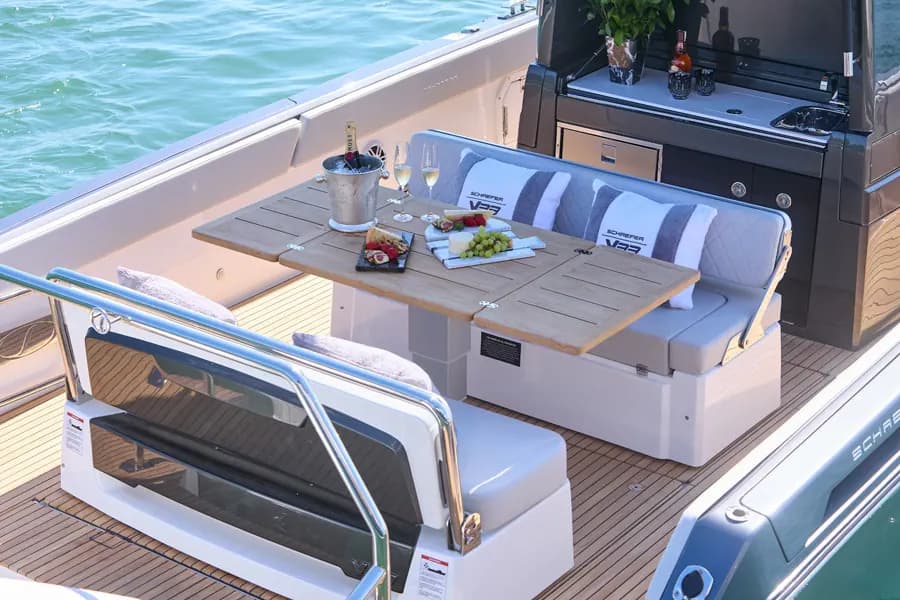 Deck view of Schaefer V33