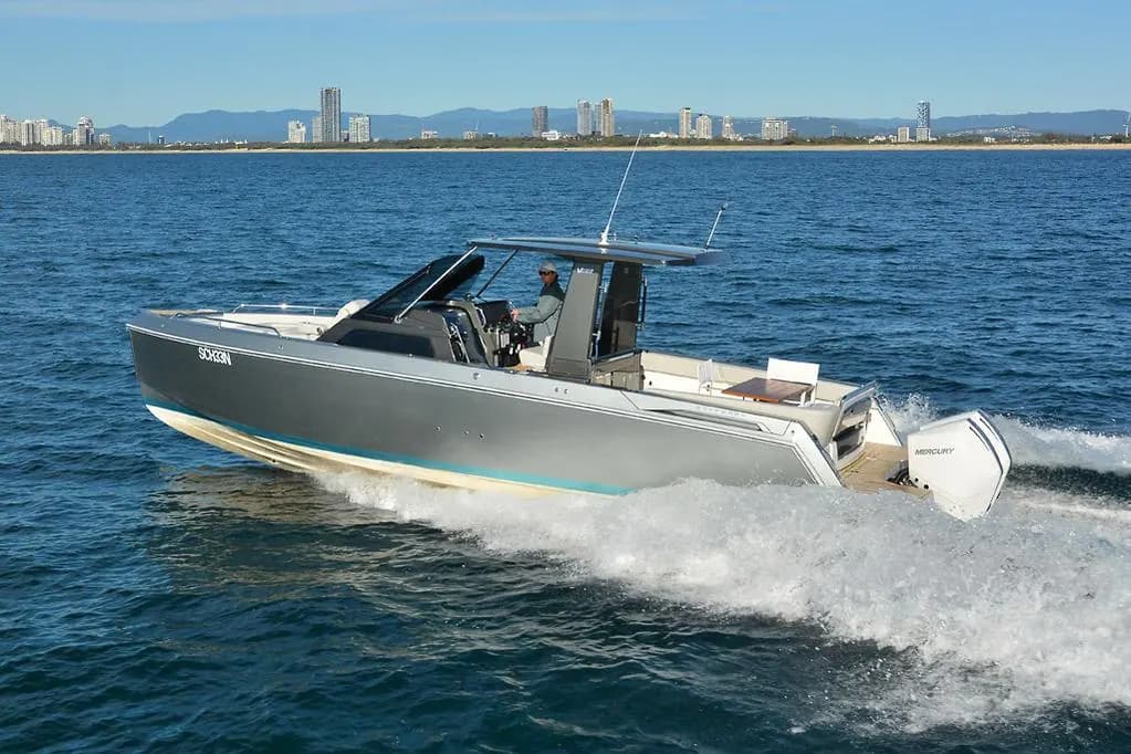 Exterior view of Schaefer V33