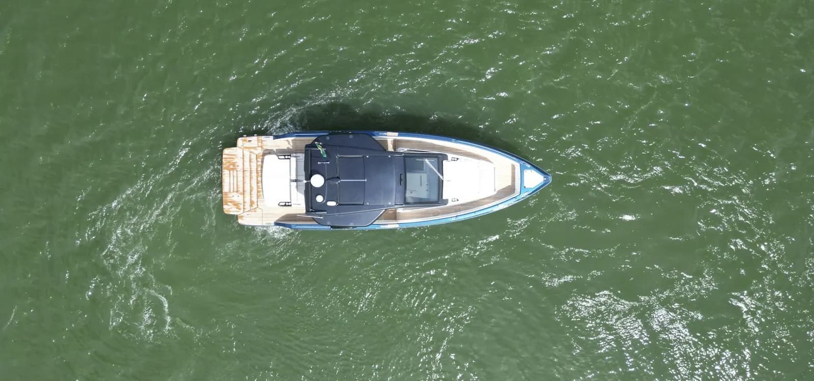 Interior view of SCHAEFER YACHTS V44 Blue
