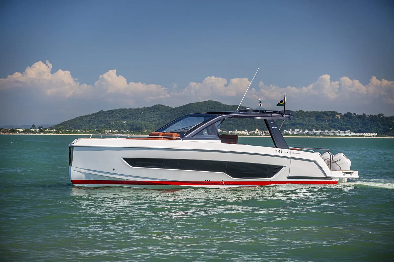 Exterior view of SCHAEFER YACHTS V44 OB