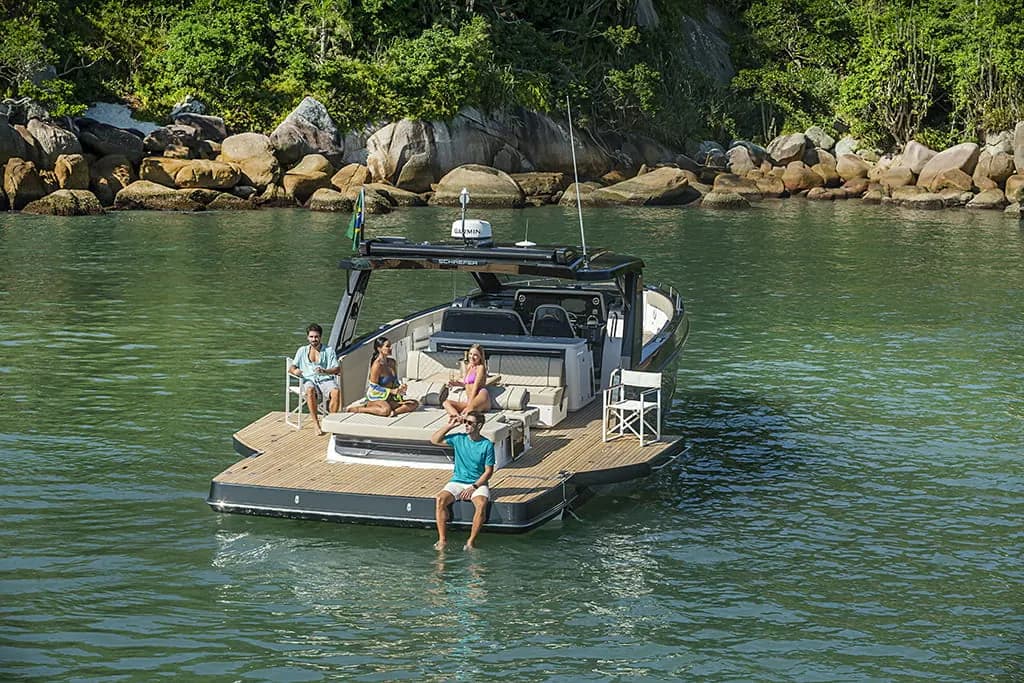Exterior view of SCHAEFER YACHTS V44 IB