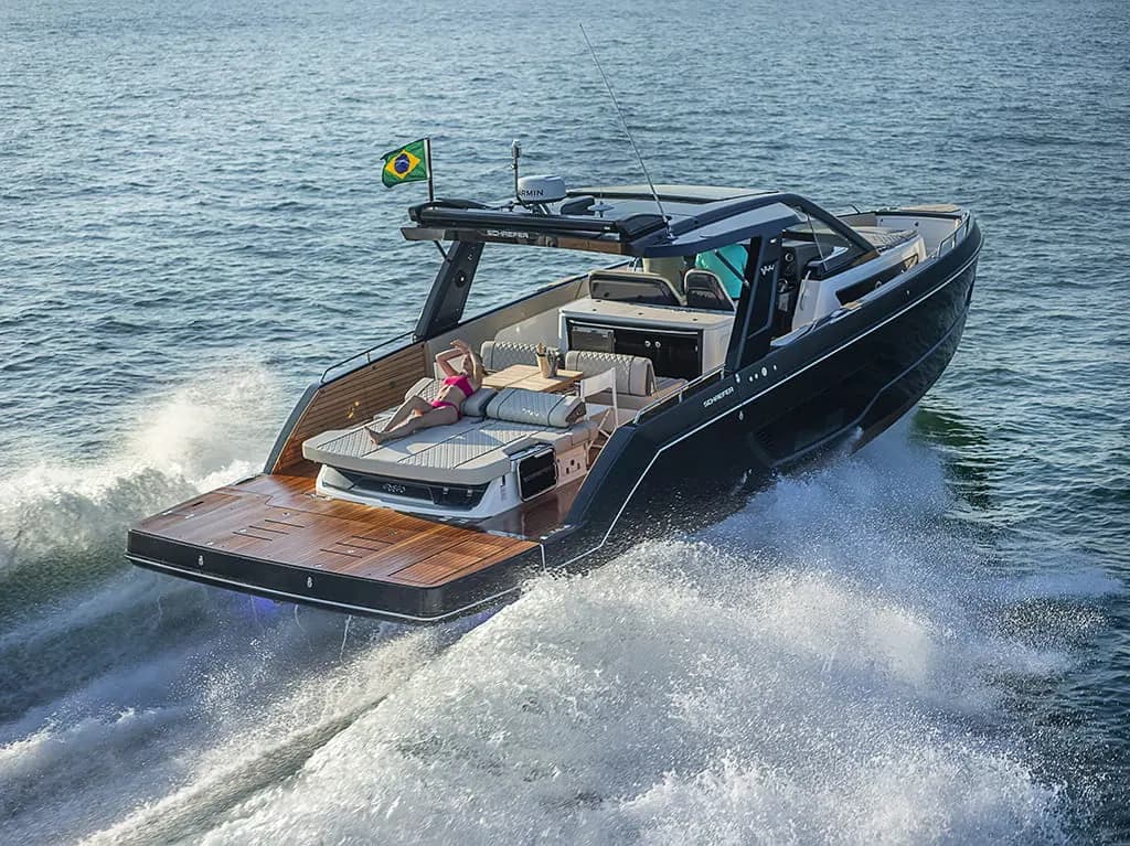 Exterior view of SCHAEFER YACHTS V44 IB