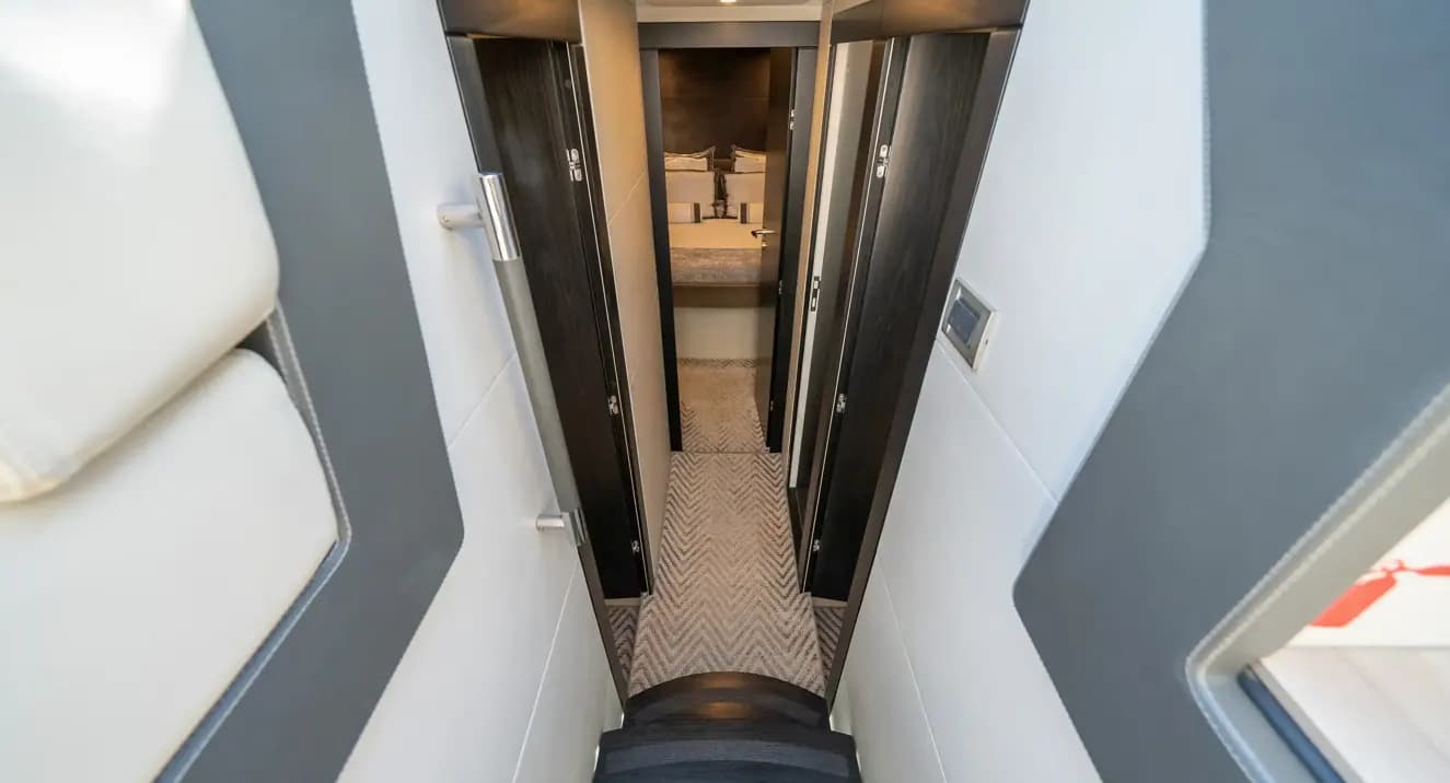 Interior view of Schaefer 660